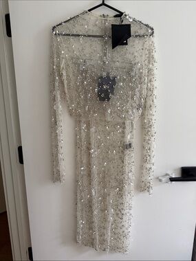 LAPOINTE Silver Embroidered Floral Sequin Long Sleeve Top and Pencil Skirt Set 0